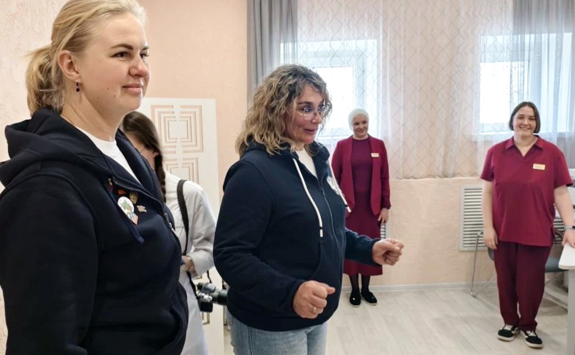 Сенаторы посетили реабилитационный центр для взрослых «Восхождение»