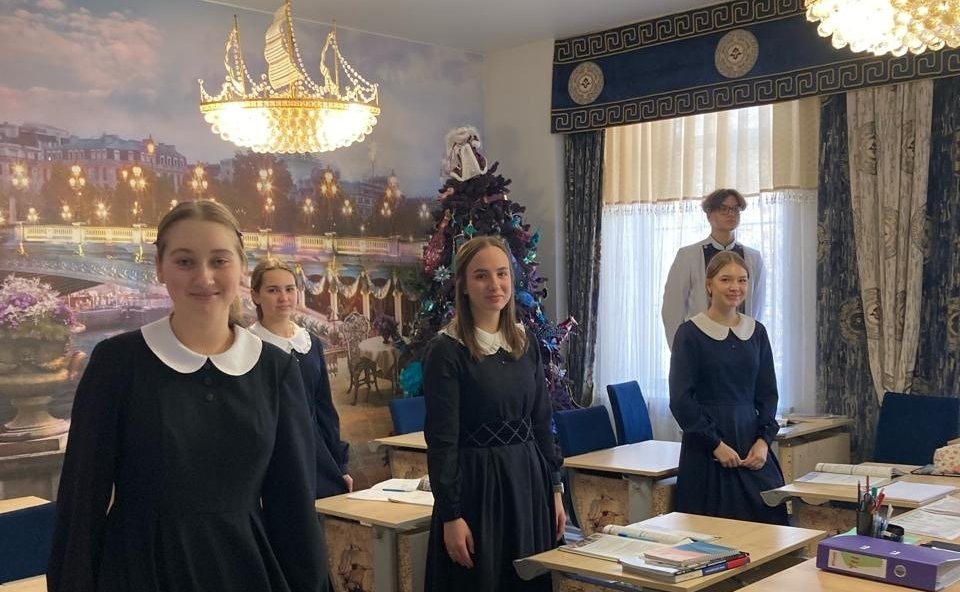 Лилия Гумерова провела встречу с коллективом Классического пансиона МГУ имени Ломоносова