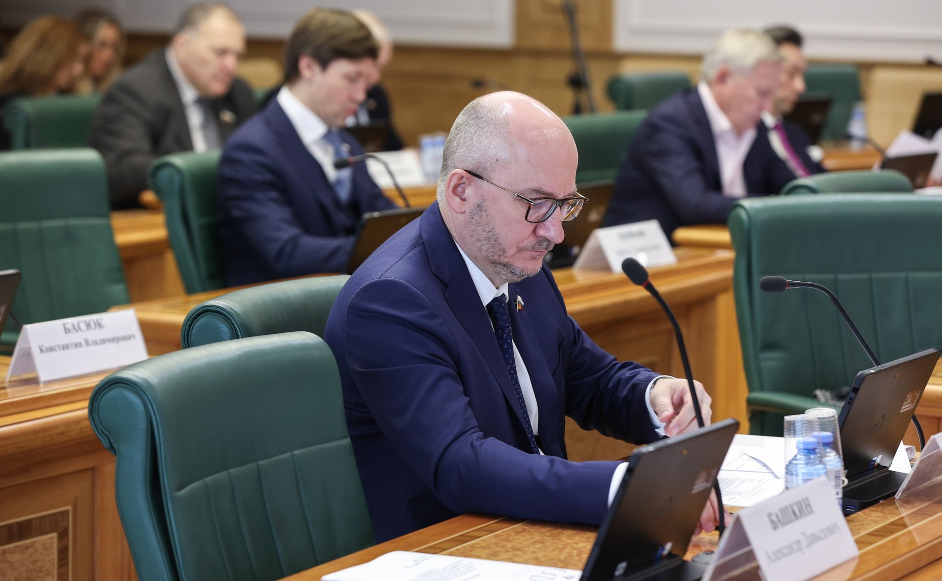 Олег Цепкин