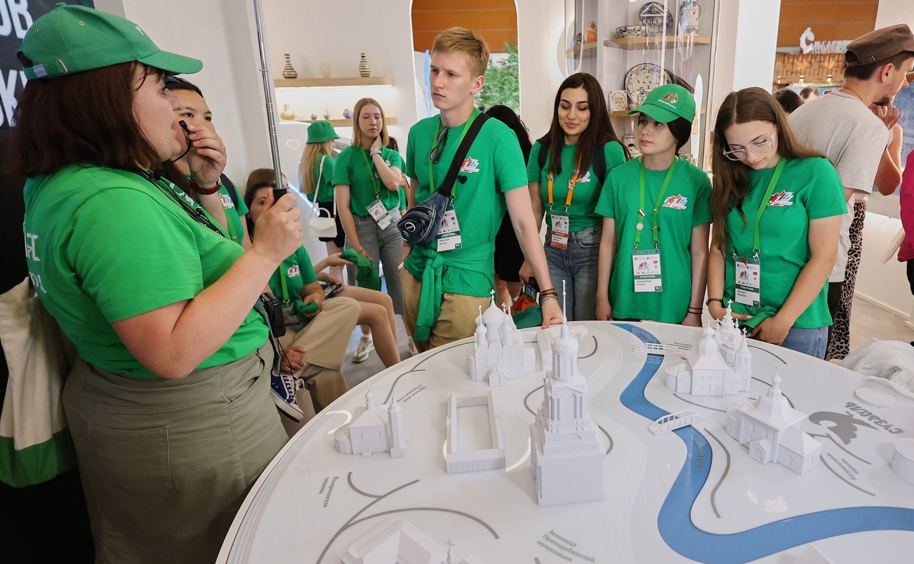 Участники культурно-образовательного проекта «Поезд Памяти» находятся в Городе-герое Москве