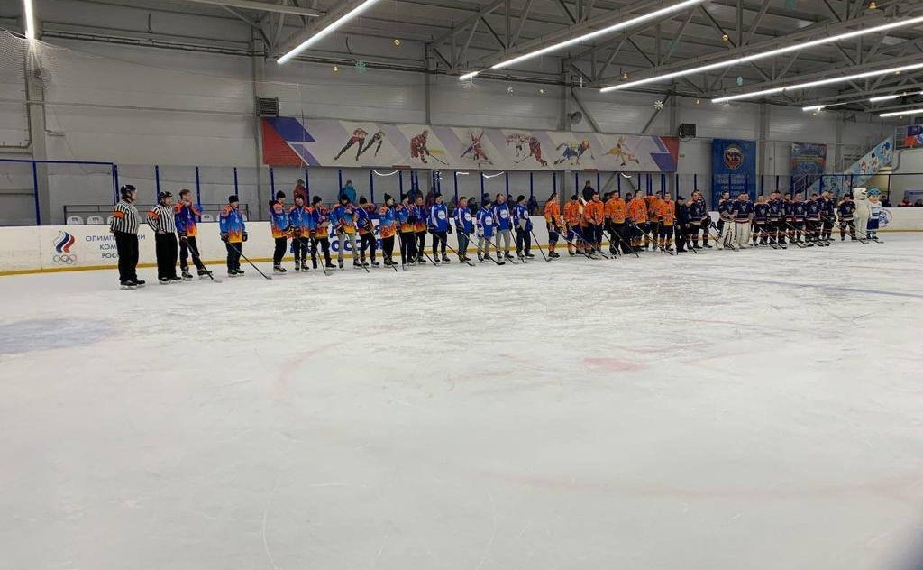 Юрий Воробьев поздравил спасателей Вологодской области, преподавательский состав и воспитанников образовательного центра «Корабелы Прионежья» с профессиональным праздником — Днем спасателя