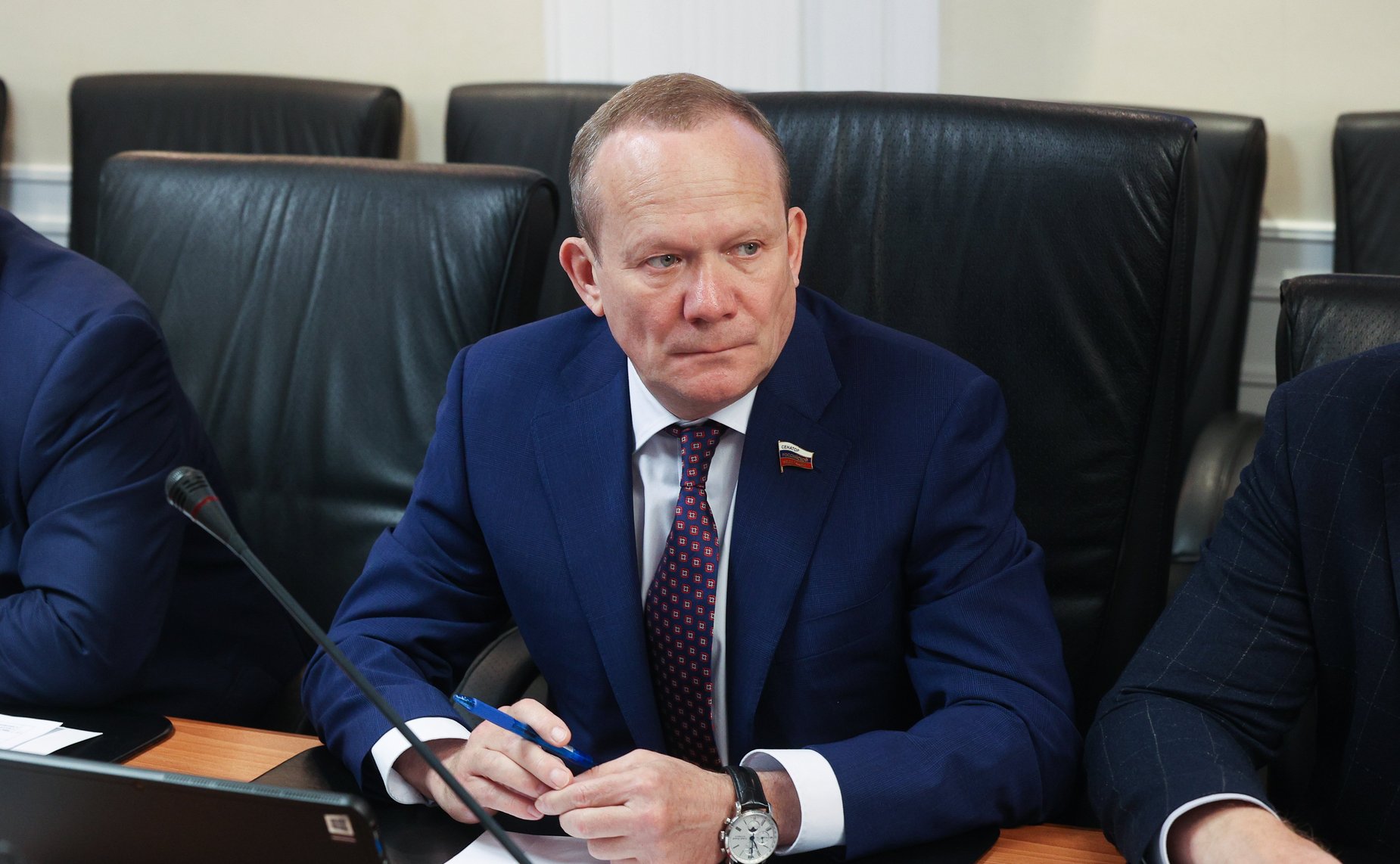 Виктор Зобнев