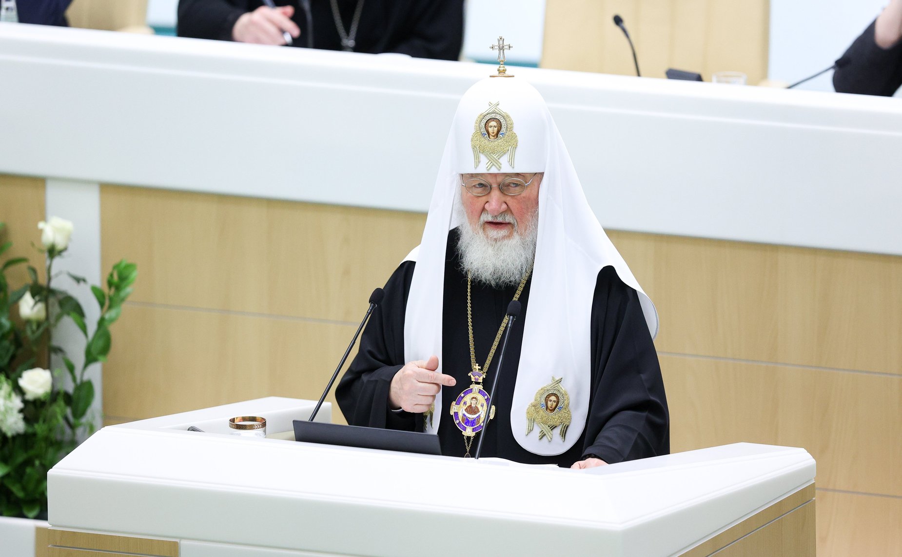 Святейший Патриарх Московский и всея Руси Кирилл