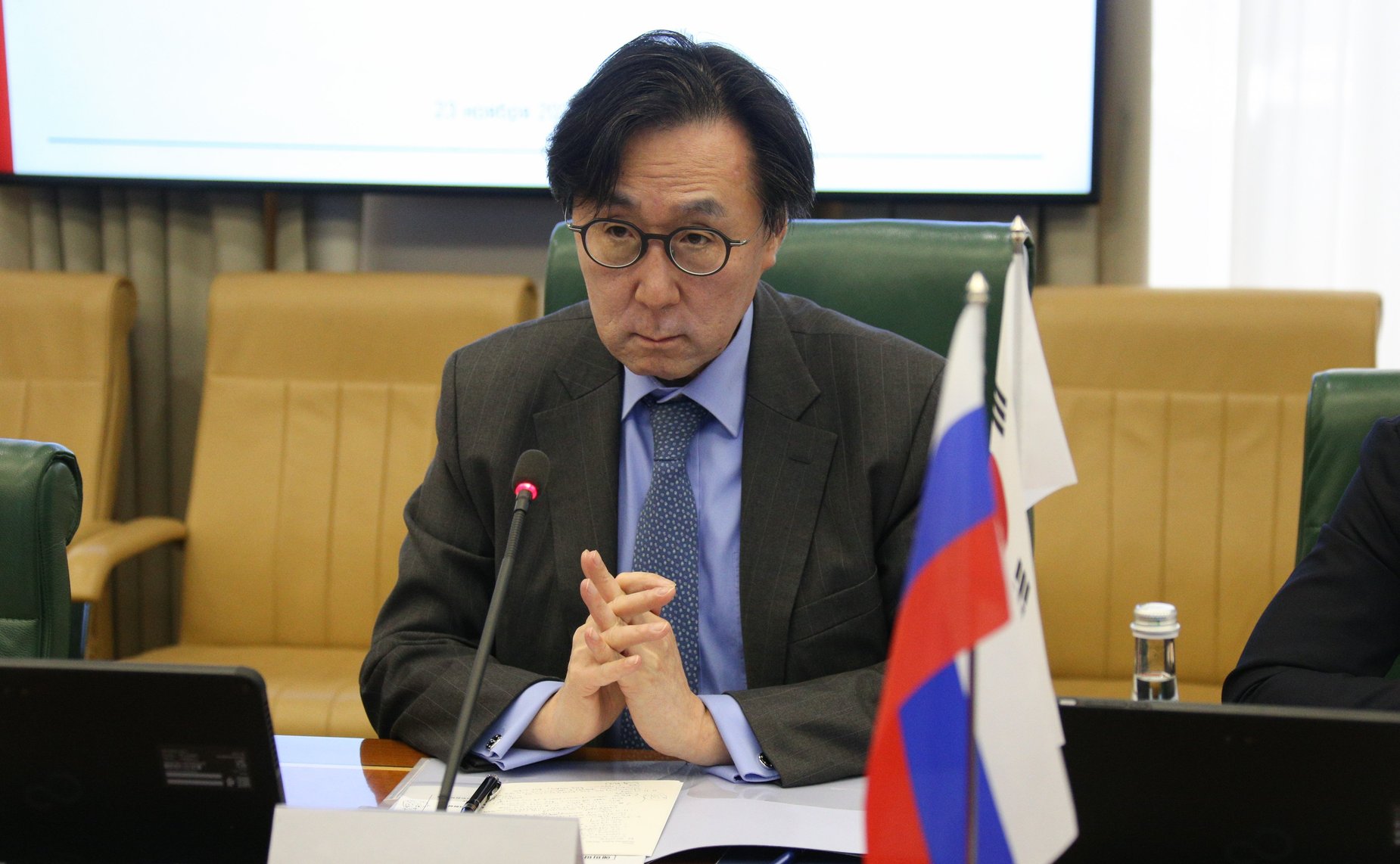 Встреча руководителя группы по сотрудничеству СФ с Национальным Собранием Республики Корея Ольги Епифановой с Чрезвычайным и Полномочным Послом Республики Корея в РФ