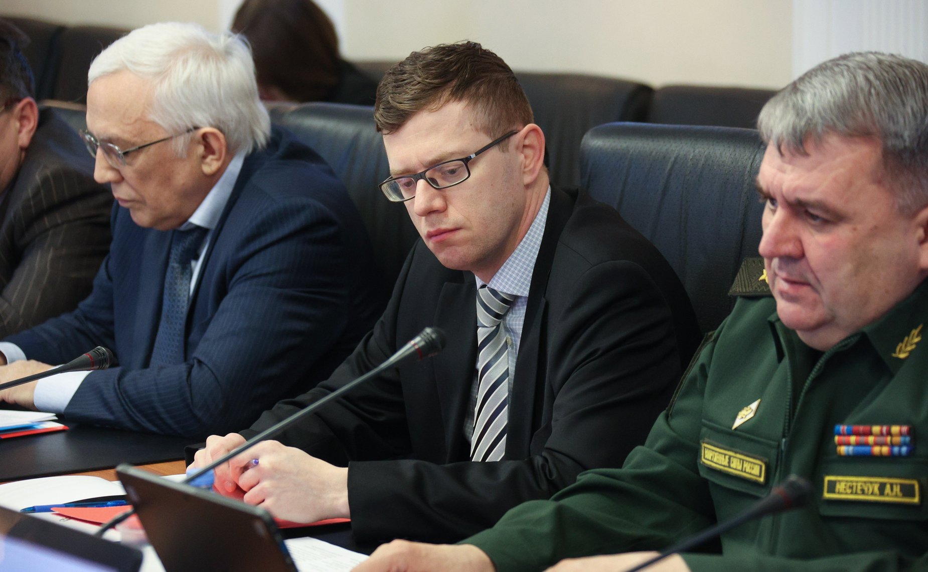 Круглый стол Комитета СФ по международным делам совместно с Комитетом СФ по обороне и безопасности