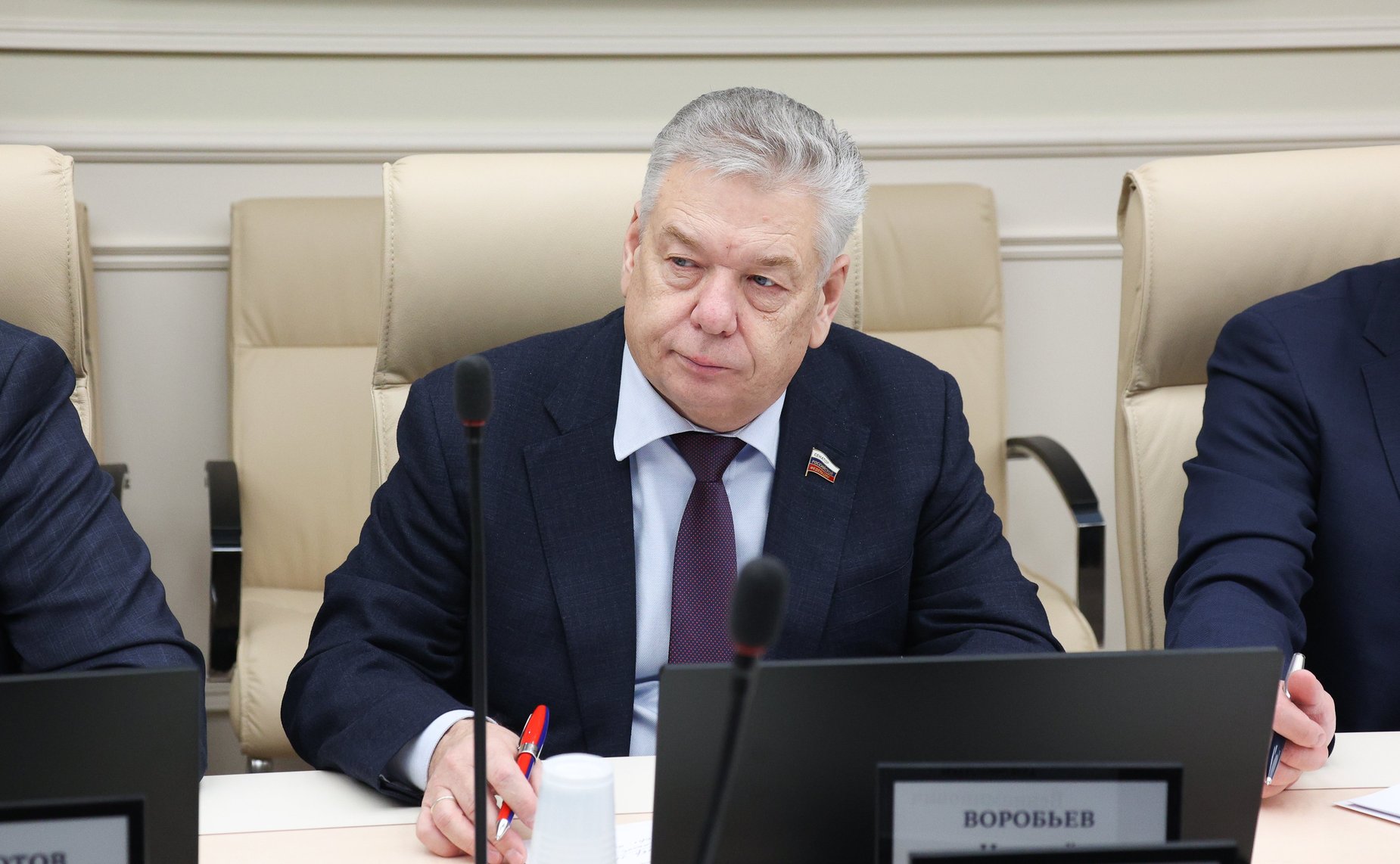 Николай Воробьев