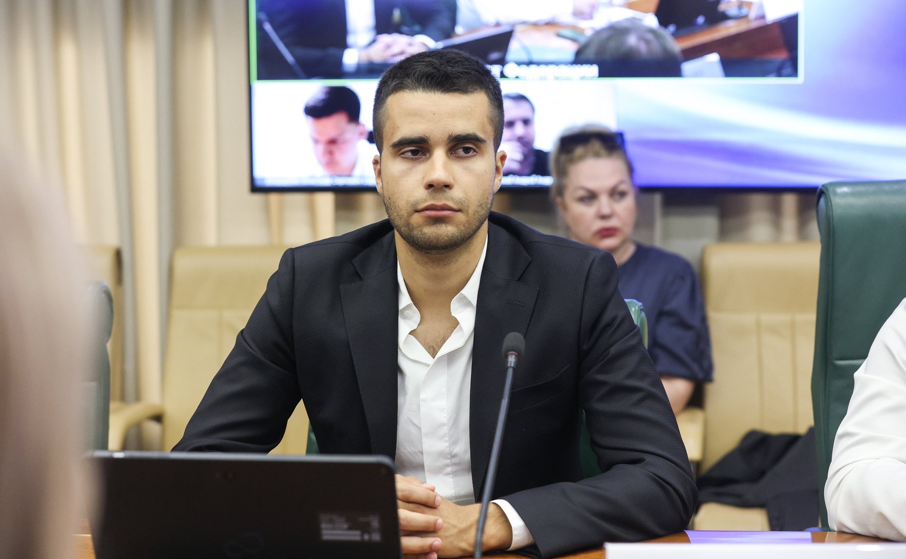 Встреча Палаты молодых законодателей при СФ с представителями общественных организаций