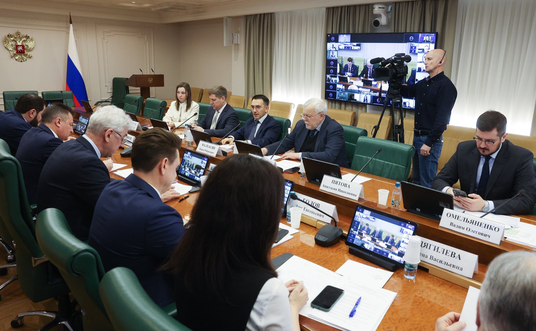 Совещание на тему «Вопросы государственной поддержки социально-экономического развития опорных населенных пунктов»