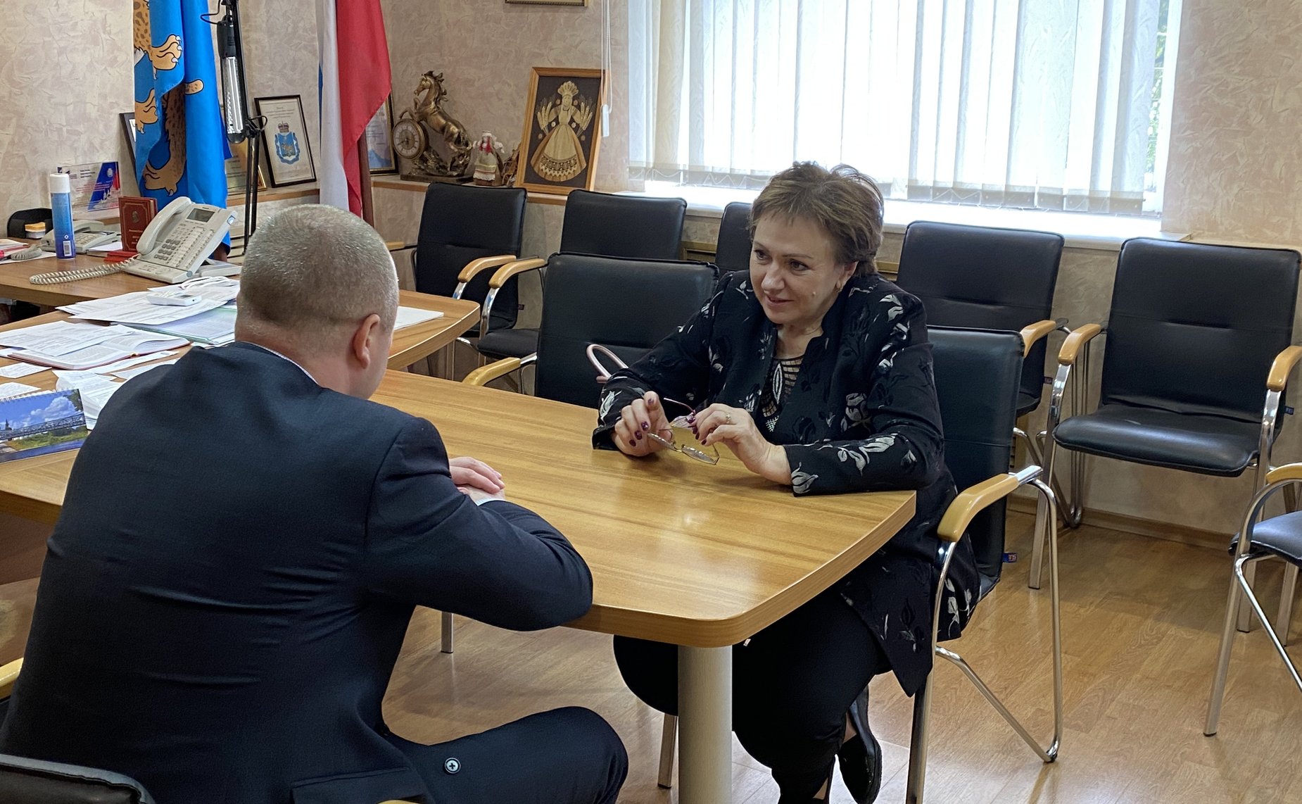 Елена Бибикова посетила Палкинский и Островский районы