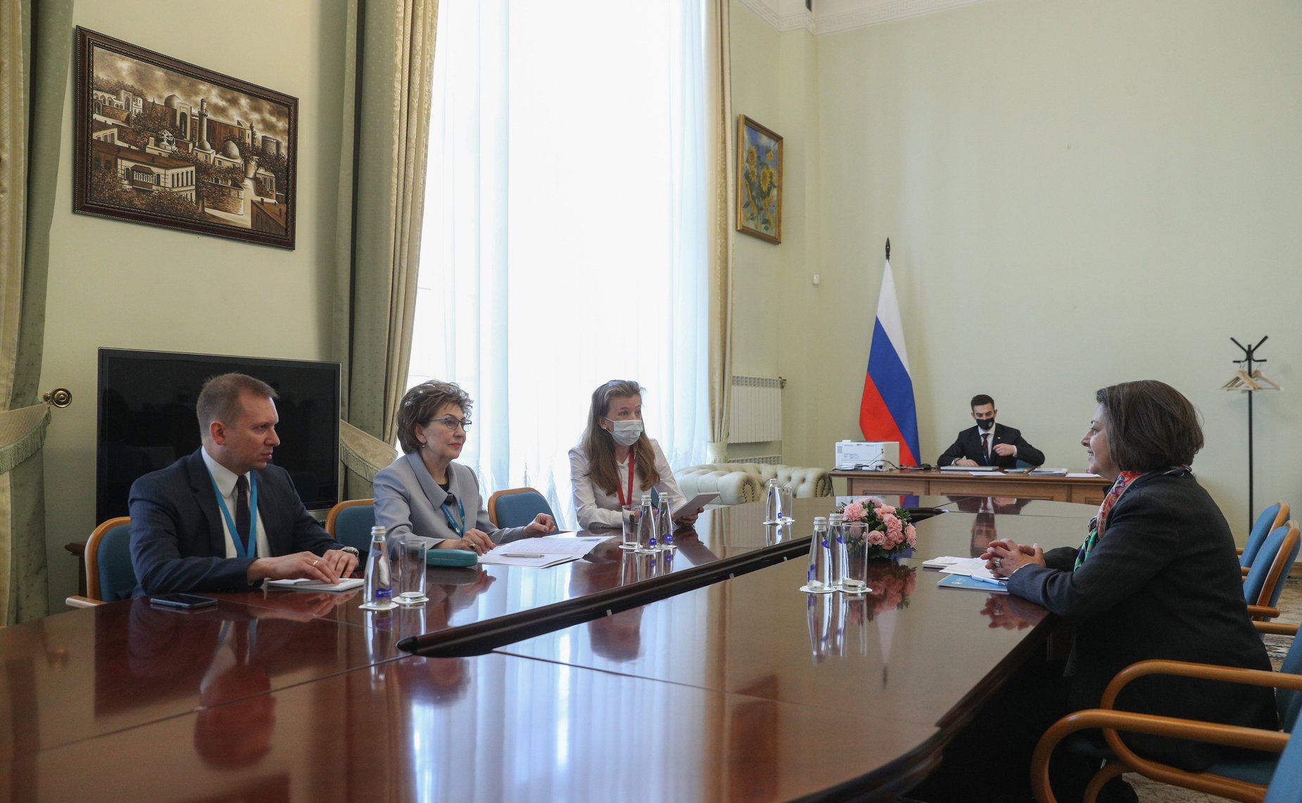 Встреча заместителя Председателя Совета Федерации Галины Кареловой с региональным директором отделения Детского фонда ООН (ЮНИСЕФ) по странам Европы и Центральной Азии Афшан Хан