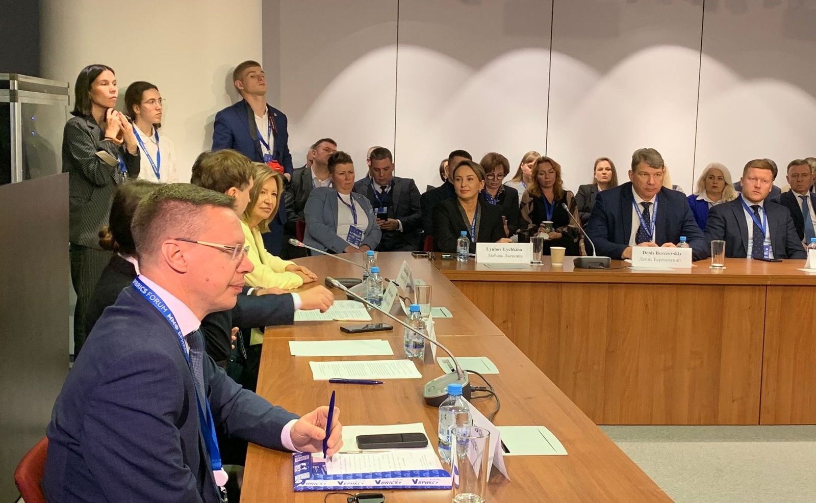 Виталий Назаренко в Санкт-Петербурге принял участие в V Международном муниципальном форуме стран БРИКС+