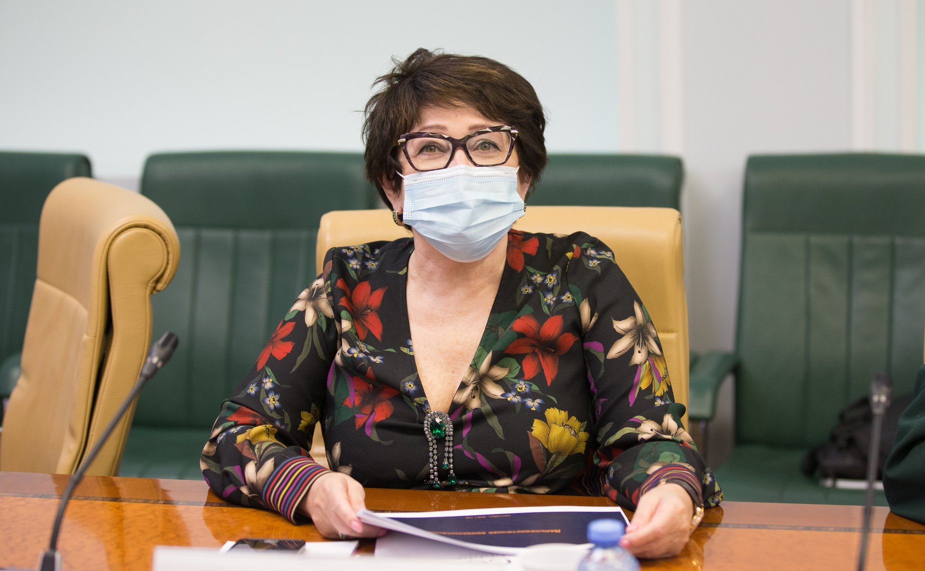 Парламентские слушания на тему «О развитии инфраструктуры региональных аэропортов и расширении сети межрегиональных пассажирских авиационных маршрутов в Российской Федерации»