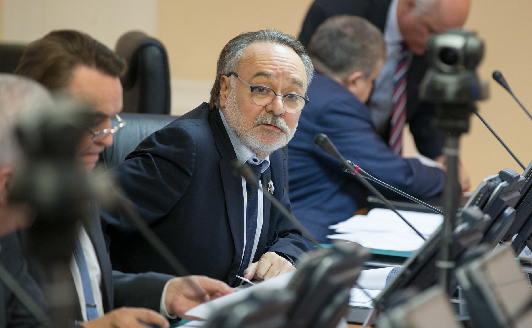 А. Тотоонов на заседании Комитета СФ по международным делам