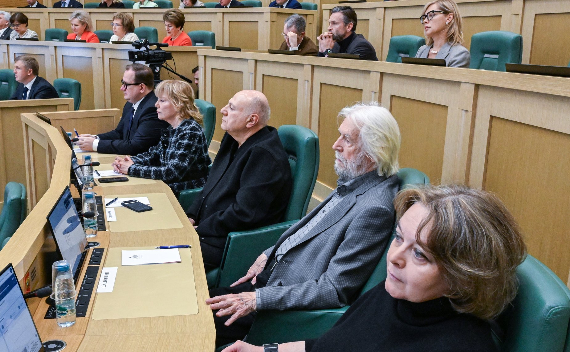 Председатель Совета Федерации Валентина Матвиенко провела встречу с деятелями театрального искусства