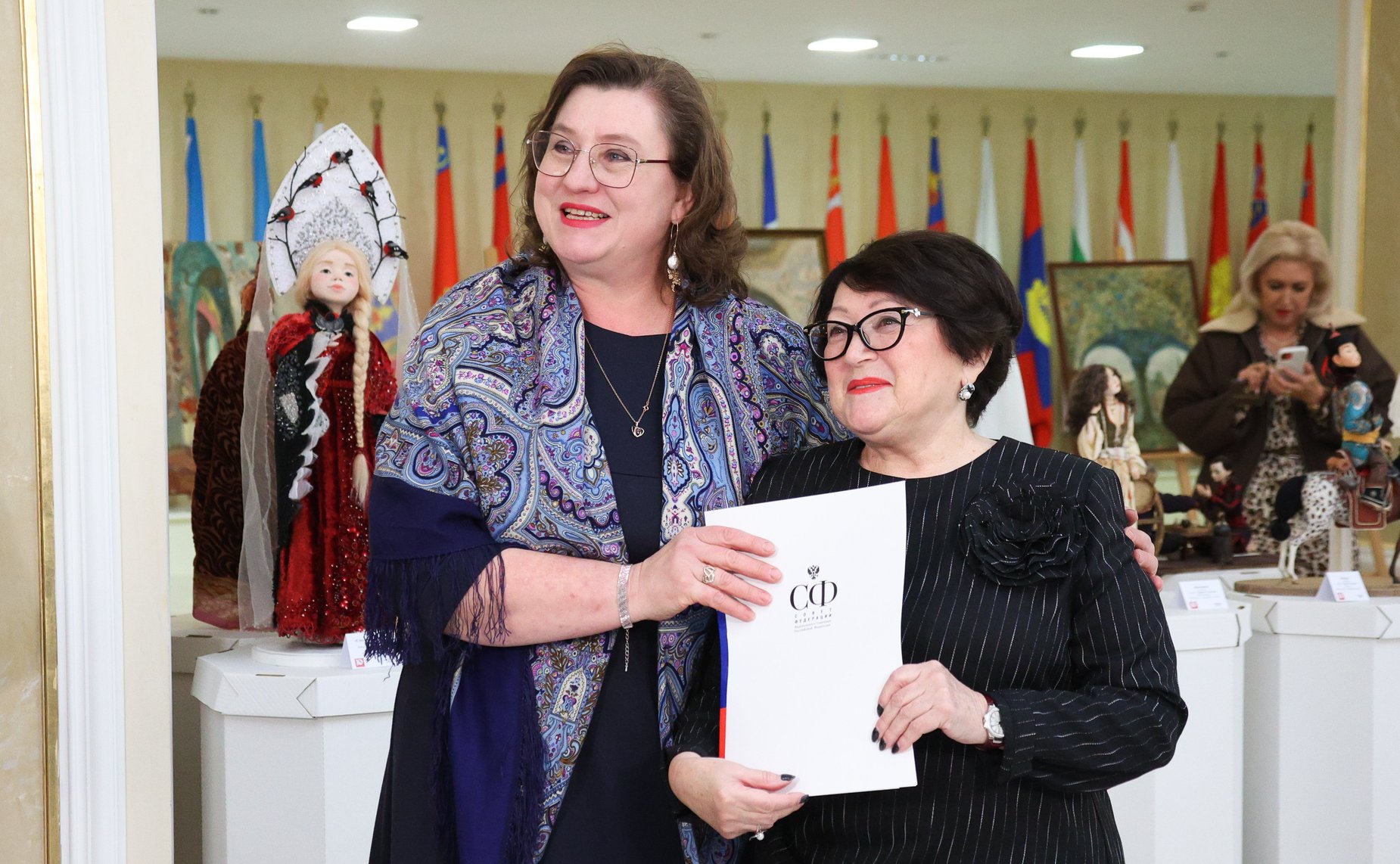 Открытие выставки, приуроченной к Дню народного единства, в рамках Фестиваля православной культуры и традиций малых городов и сельских поселений Руси «София»