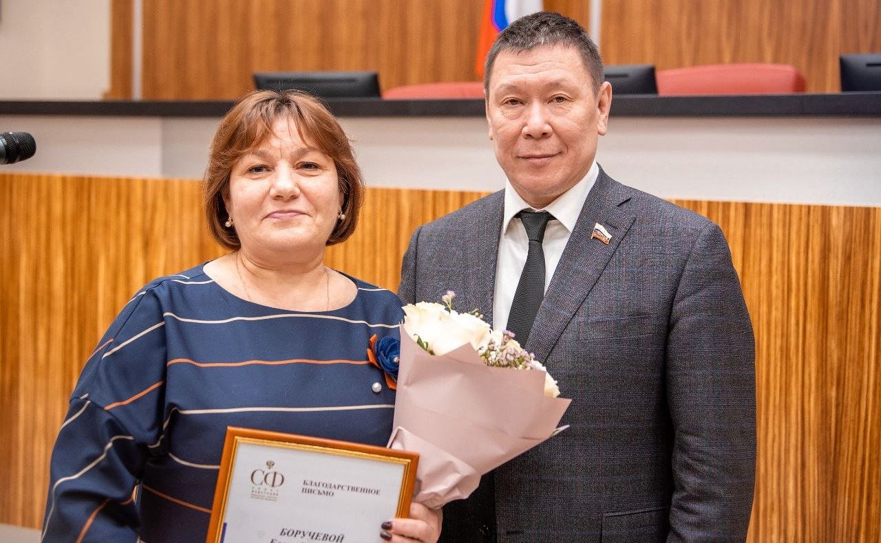 Григорий Ледков принял участие в двадцать четвертом заседании Законодательного Собрания Ямало-Ненецкого автономного округа седьмого созыва в городе Салехарде