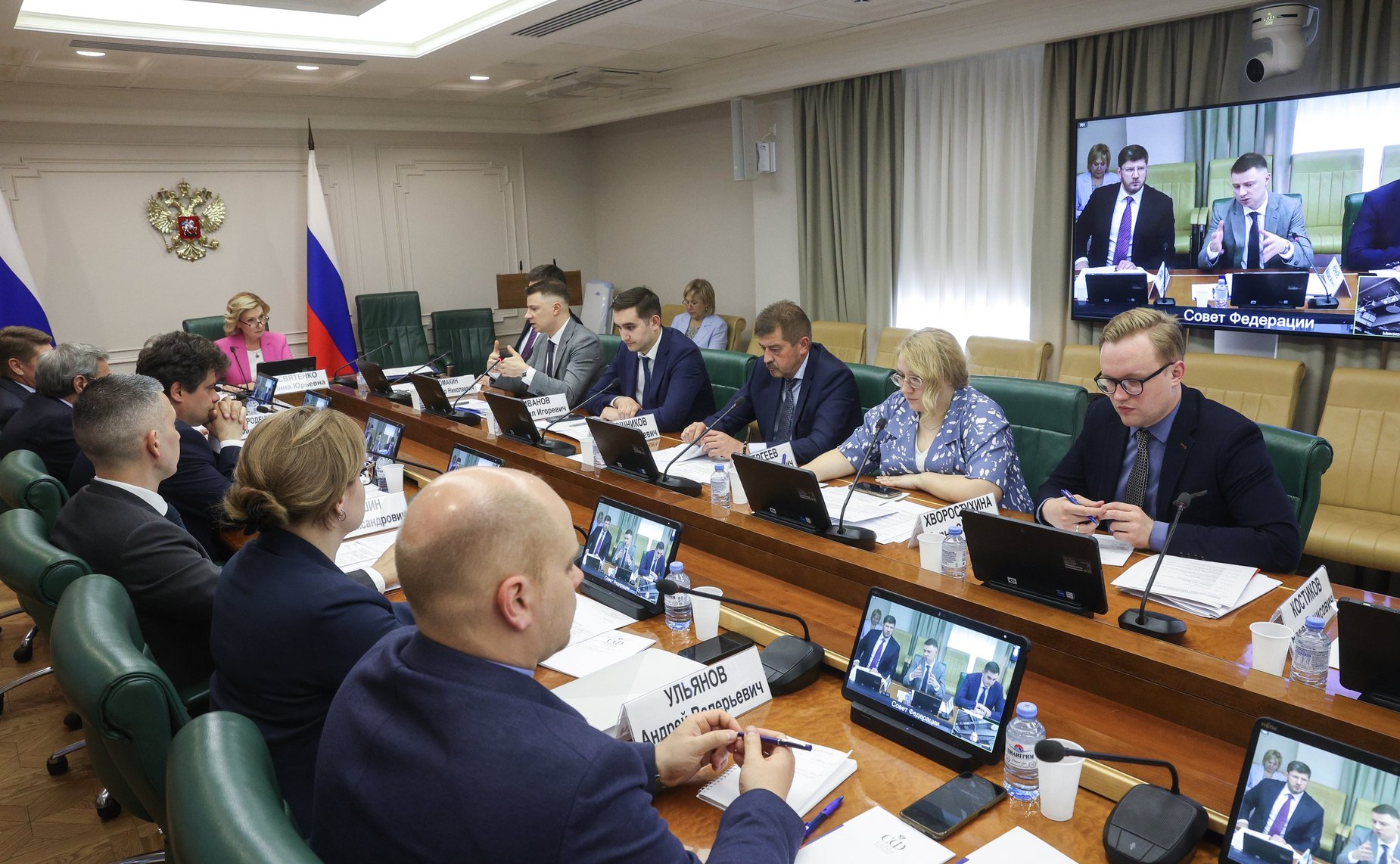 Расширенное совещание по актуальным вопросам разработки программы по замене лифтов с истекшим назначенным сроком службы в рамках капитального ремонта общего имущества в многоквартирных домах