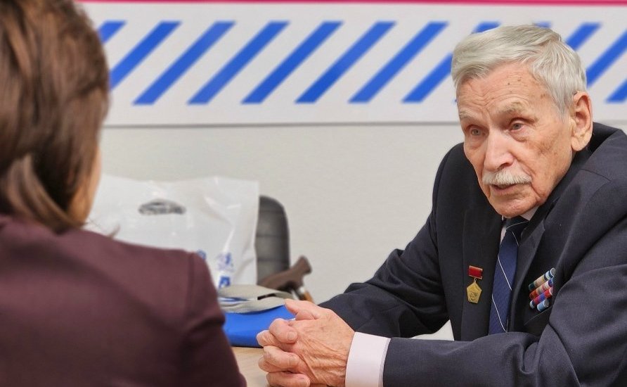 Лариса Круглова провела прием граждан в Мурманской области