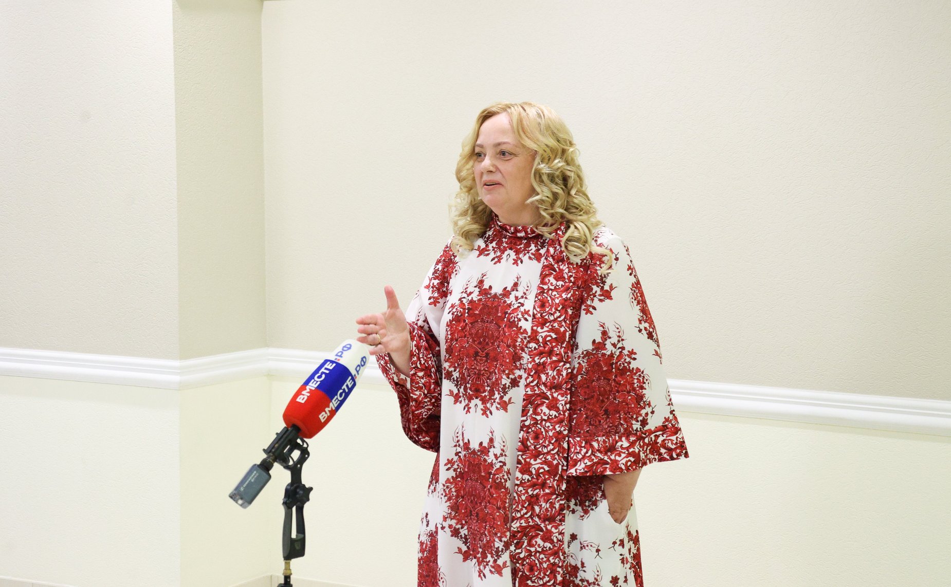 Открытие выставки «Новая реальность глазами юных строителей будущей России»