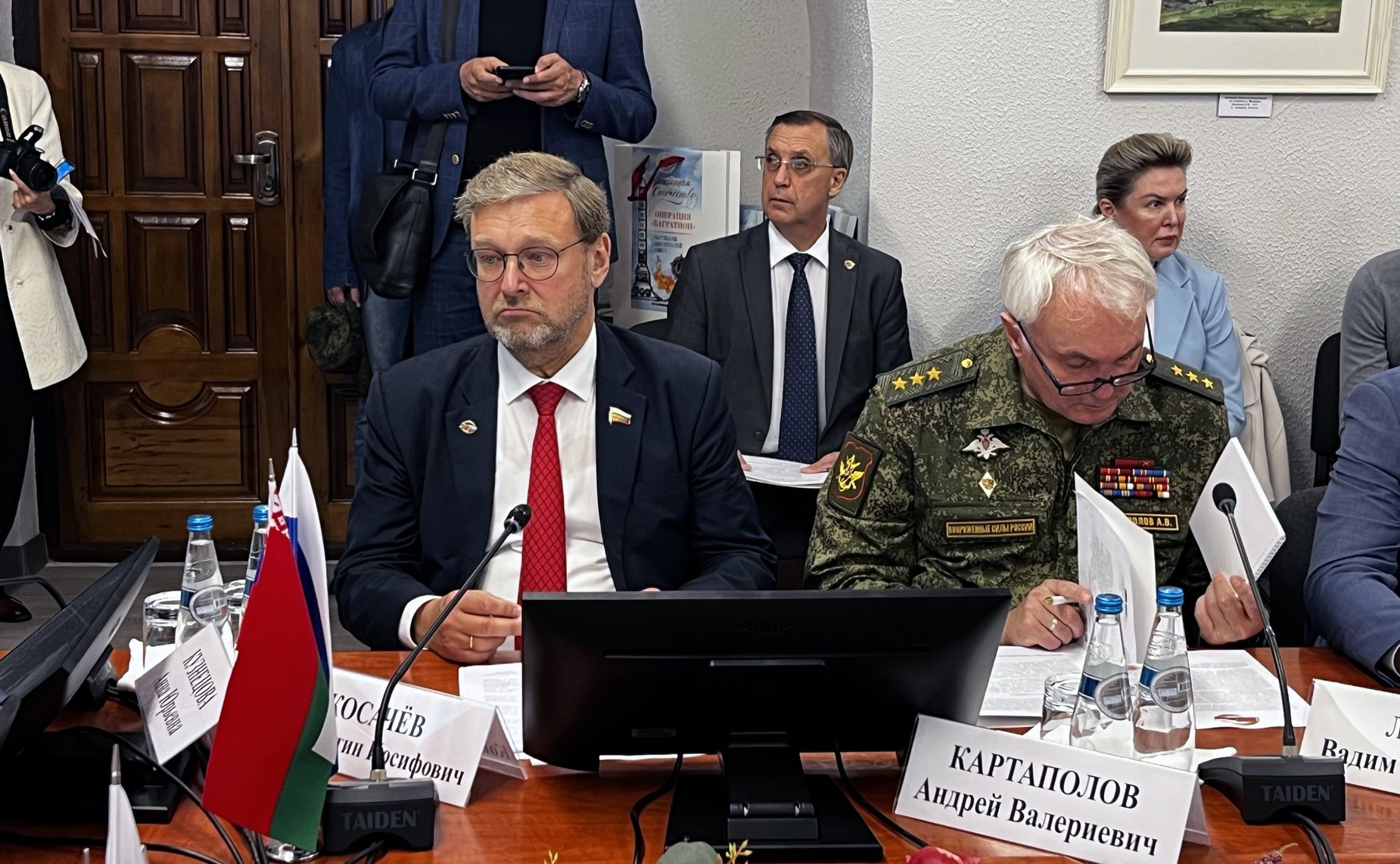 Константин Косачев принял участие в круглом столе, посвященном Дню всенародной памяти жертв Великой Отечественной войны и геноцида белорусского народа