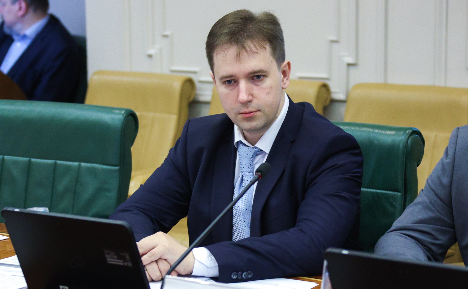 Совещание Комитета Совета Федерации по экономической политике «Об обеспечении транспортной доступности субъектов РФ, входящих в состав Дальневосточного федерального округа»