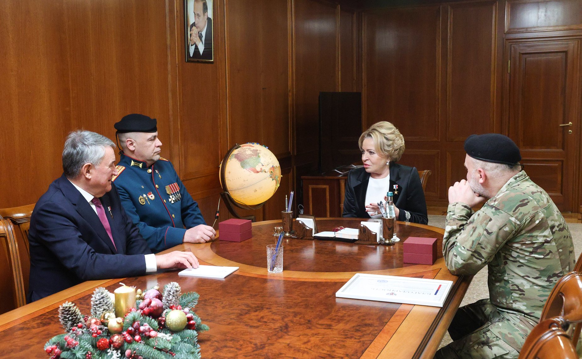 Валентина Матвиенко встретилась с офицерами разведывательно-штурмовой бригады «Ветераны» Добровольческого корпуса МО РФ