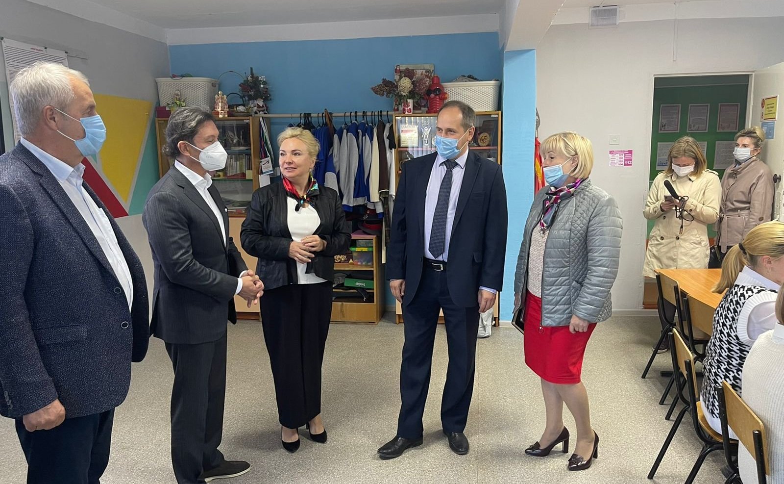 Максим Кавджарадзе в ходе поездки в регион провел встречи с учащимися и педагогами села Измалково Измалковского района