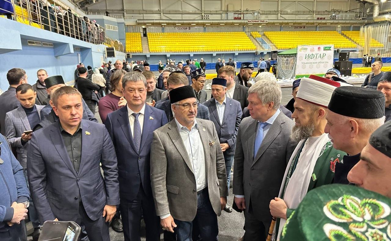Айрат Гибатдинов принял участие в прошедшем в регионе благотворительном Ифтаре