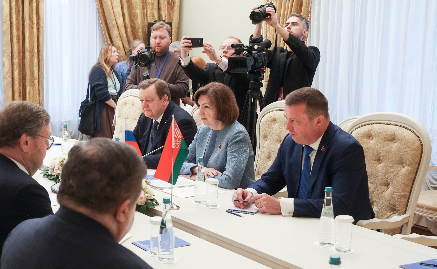 Валентина Матвиенко провела встречу с Председателем Совета Республики Национального собрания Республики Беларусь Натальей Кочановой
