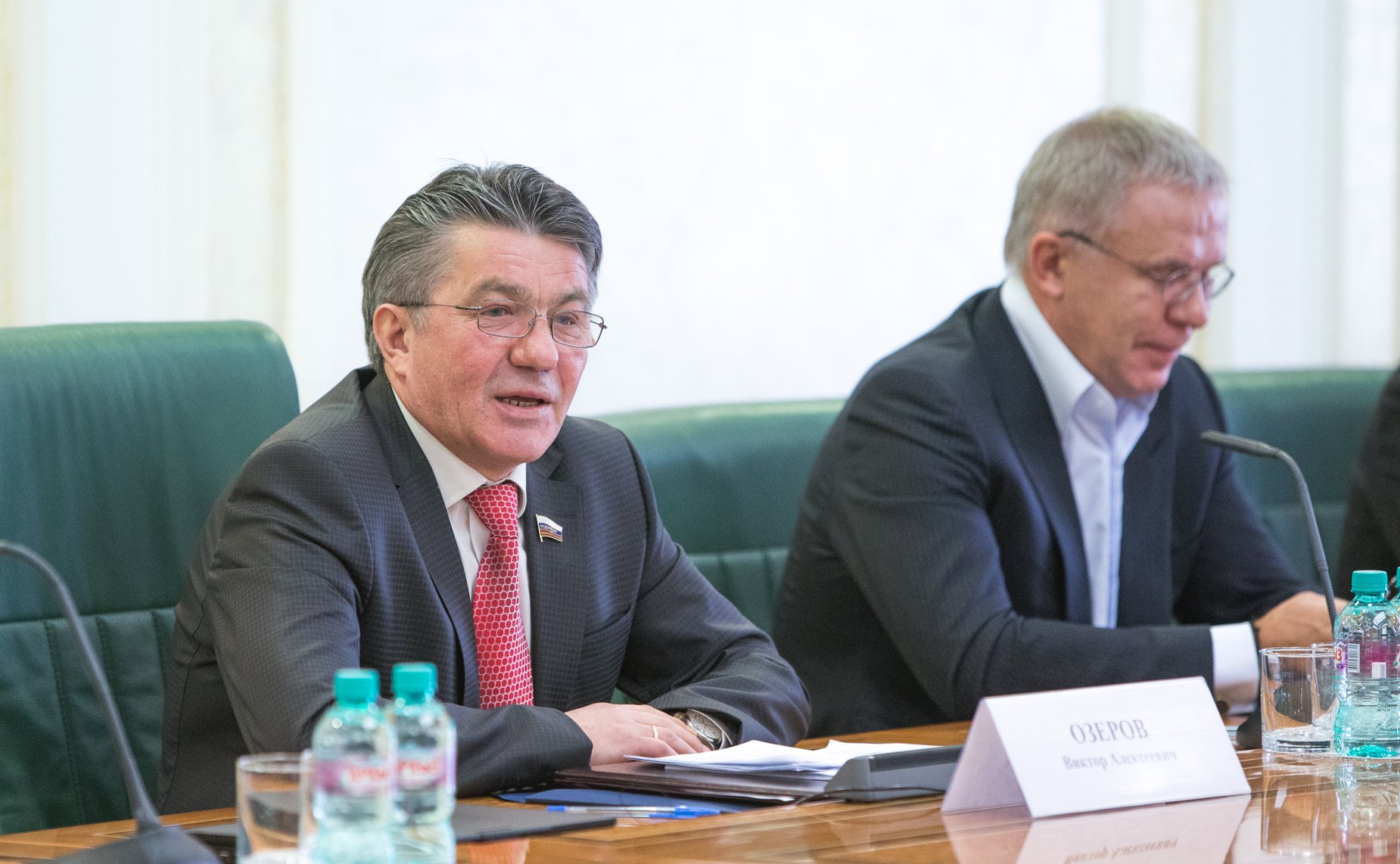 Парламентские слушания Комитета по обороне и безопасности Озеров