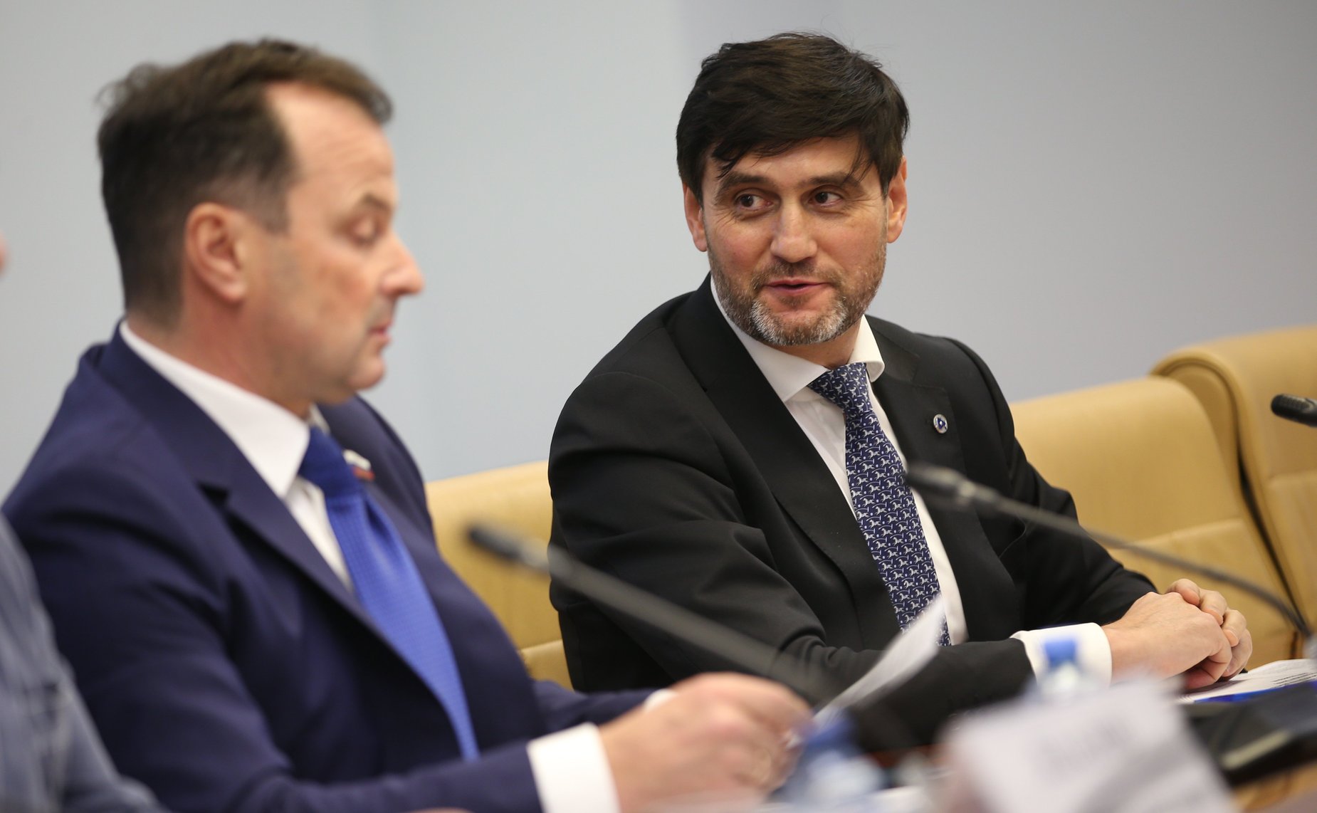 «Круглый стол» на тему «О мерах по повышению уровня расчетов потребителей на розничном рынке электрической энергии»