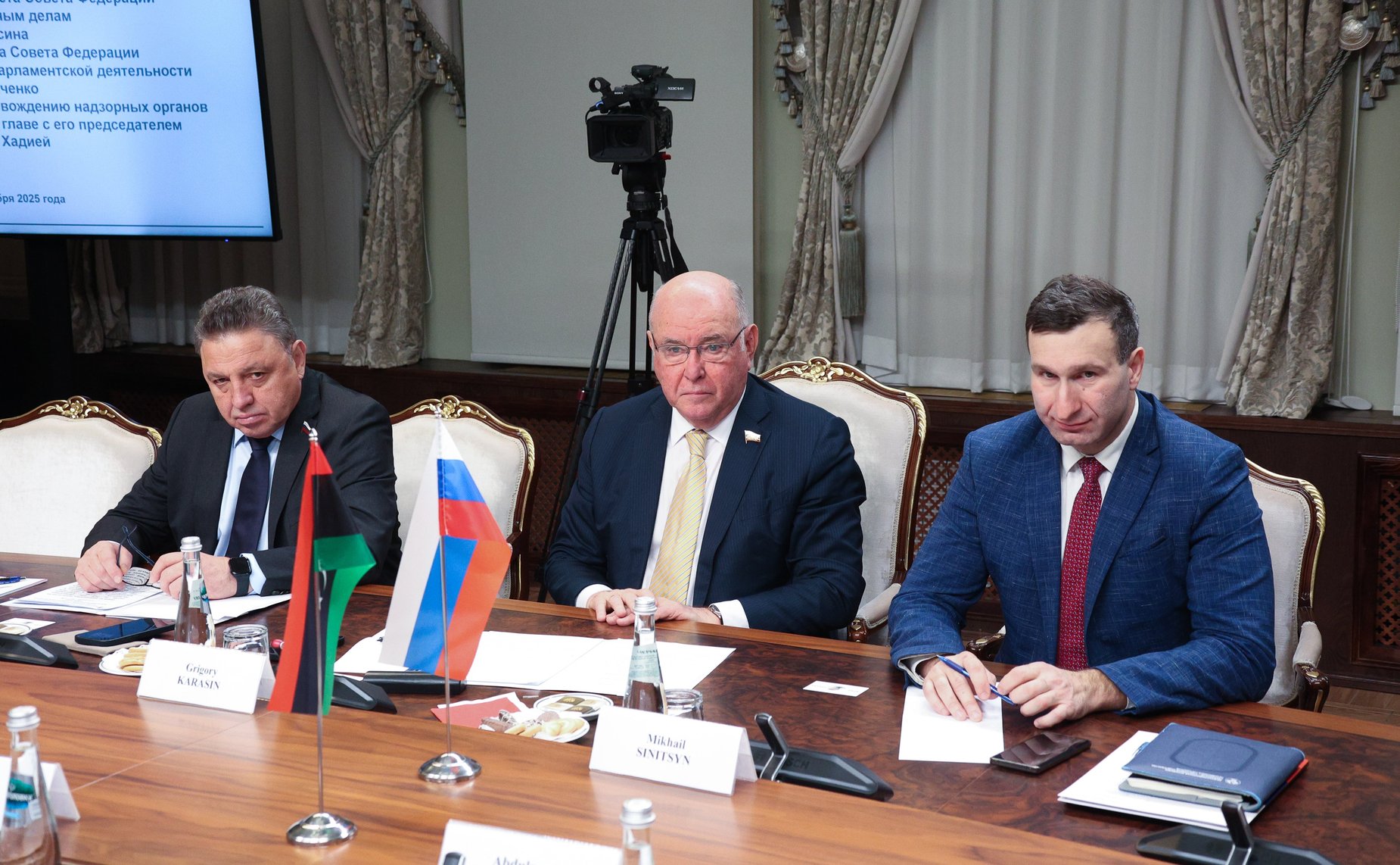 Григорий Карасин и Вячеслав Тимченко провели встречу с Председателем Комитета по сопровождению надзорных органов Палаты представителей Государства Ливия Заидом Хадией