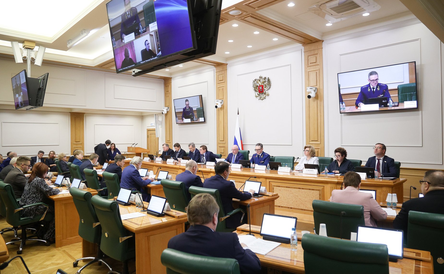 Заседание Комитета Совета Федерации по конституционному законодательству и государственному строительству