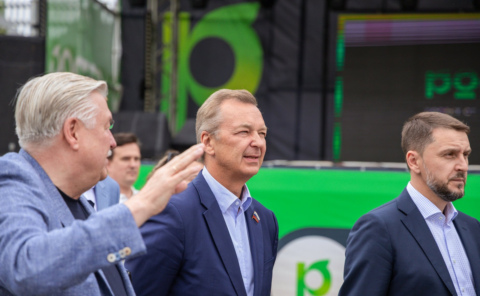 В ходе региональной поездки первый заместитель Председателя СФ Андрей Яцкин посетил ряд объектов и выступил на пленарной дискуссии Всероссийского молодежного образовательного форума «Ростов»