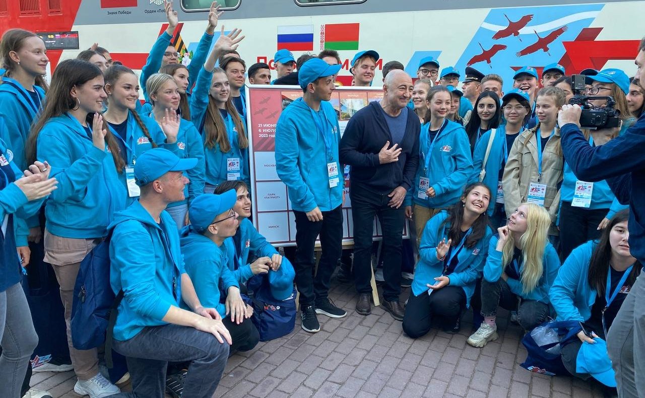 Александр Вайнберг сопроводил участников «Поезда Памяти» на пути из Санкт-Петербурга в Нижний Новгород