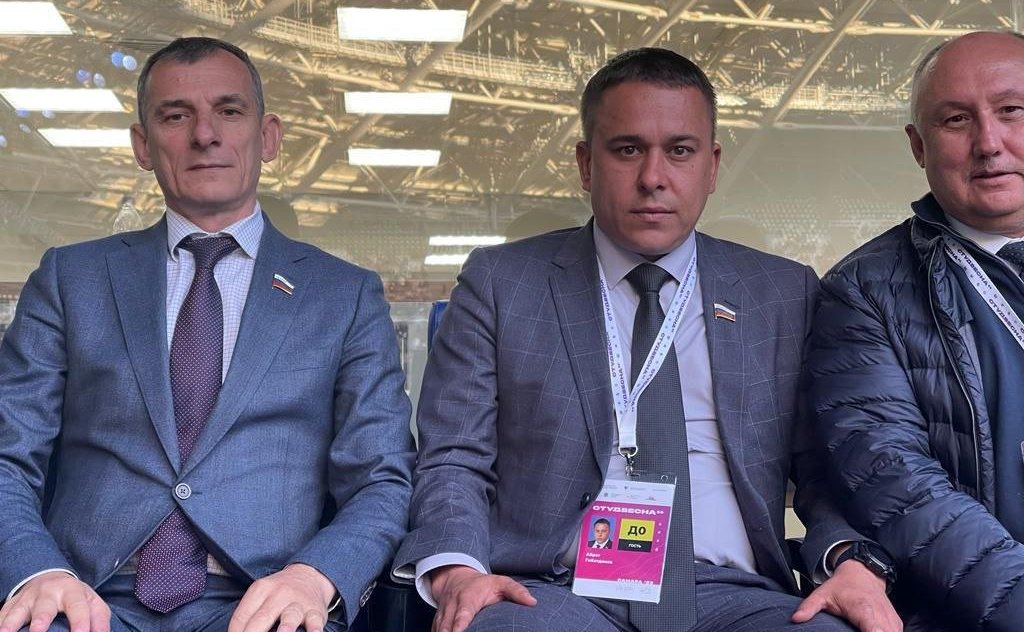 Мухарбек Барахоев принял участие в торжественной церемонии открытия XXX юбилейного Всероссийского фестиваля «Российская студенческая весна»