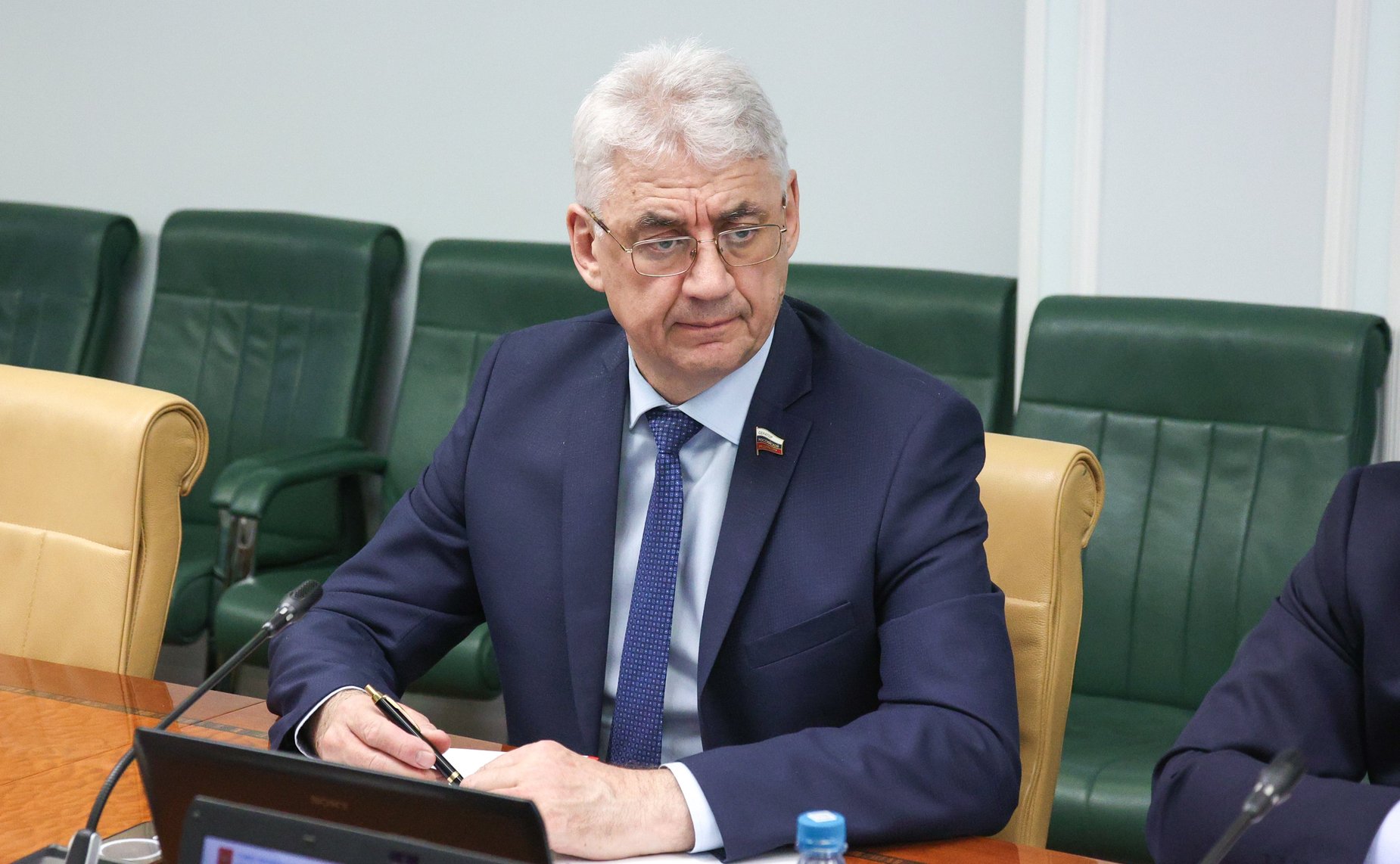 Виктор Калашников
