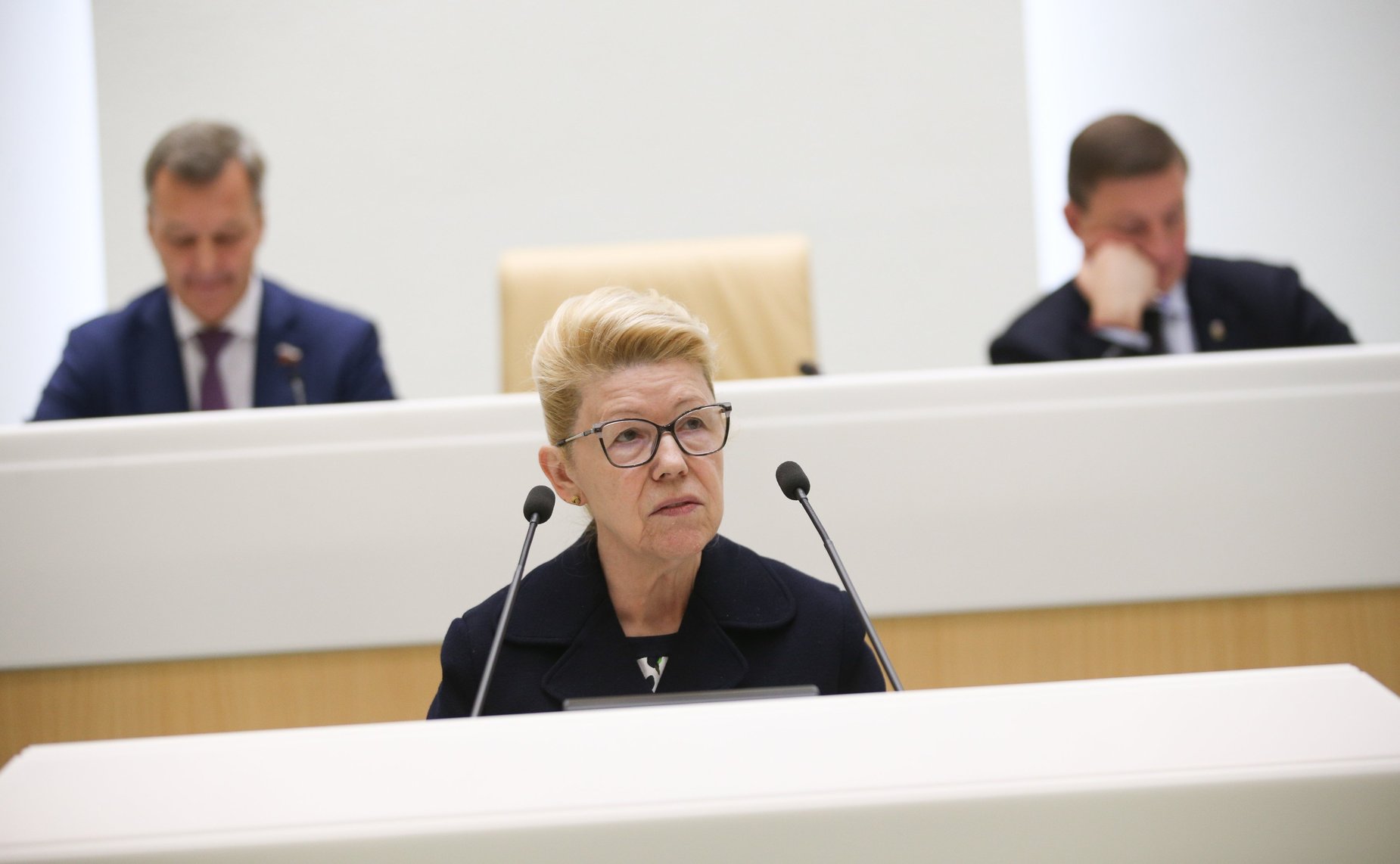 Елена Мизулина