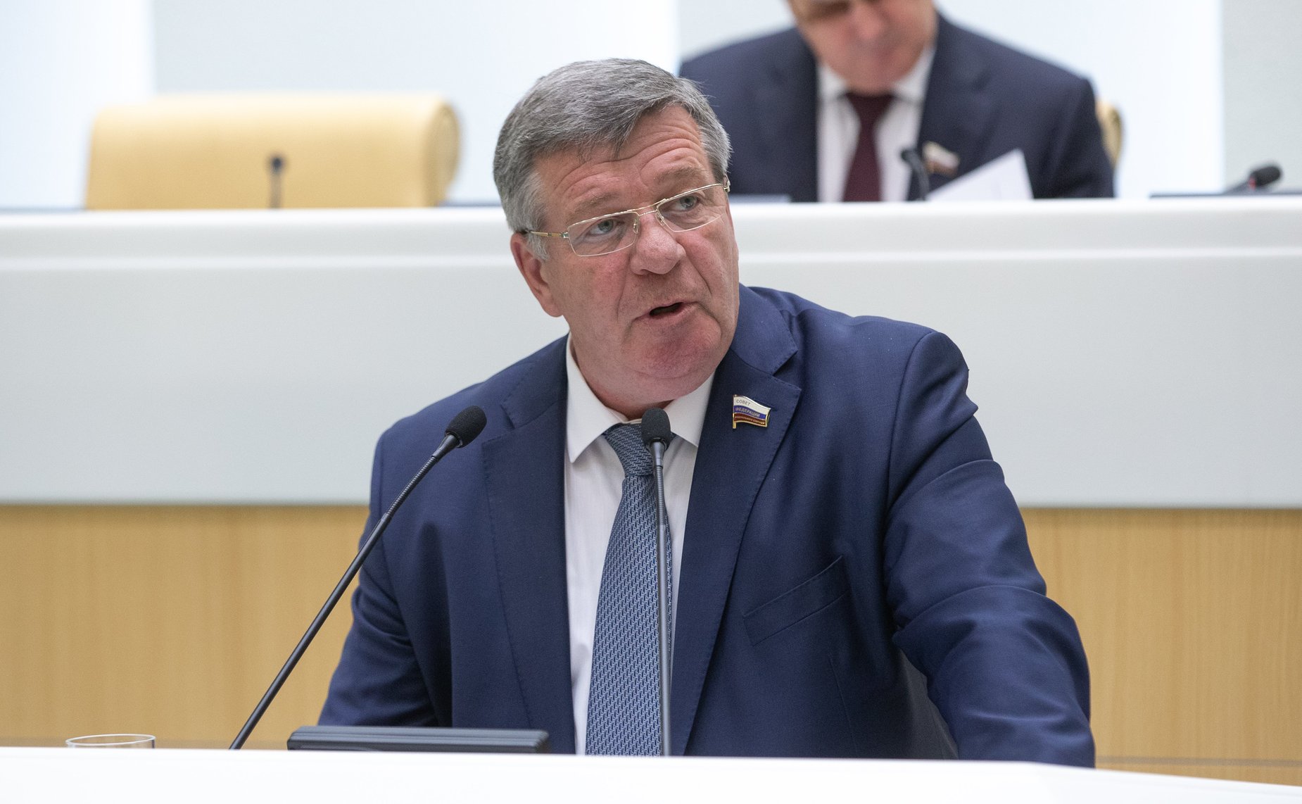 Валерий Семенов