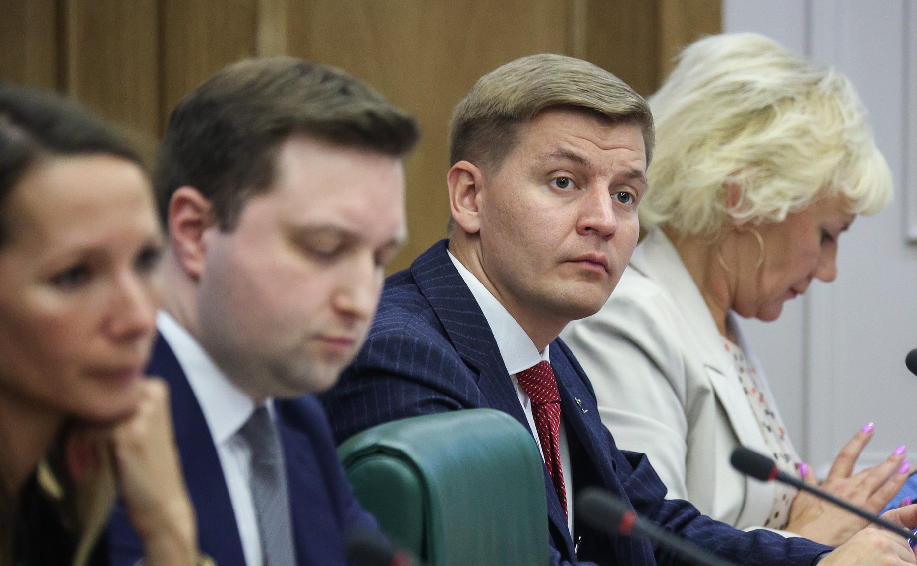 Круглый стол Комитета СФ по науке, образованию и культуре «Образ педагога и наставника в кинематографе, СМИ и рекламе»