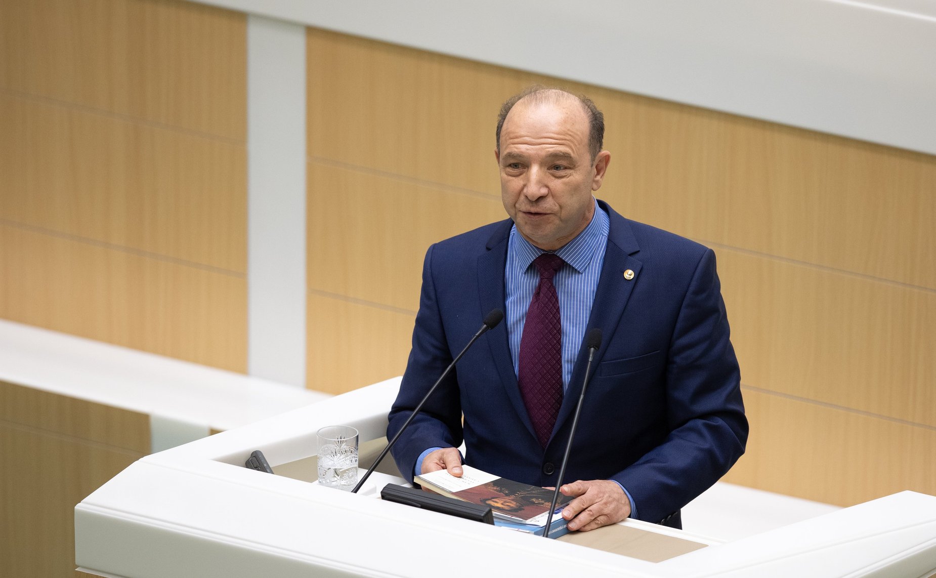 Владимир Квинт