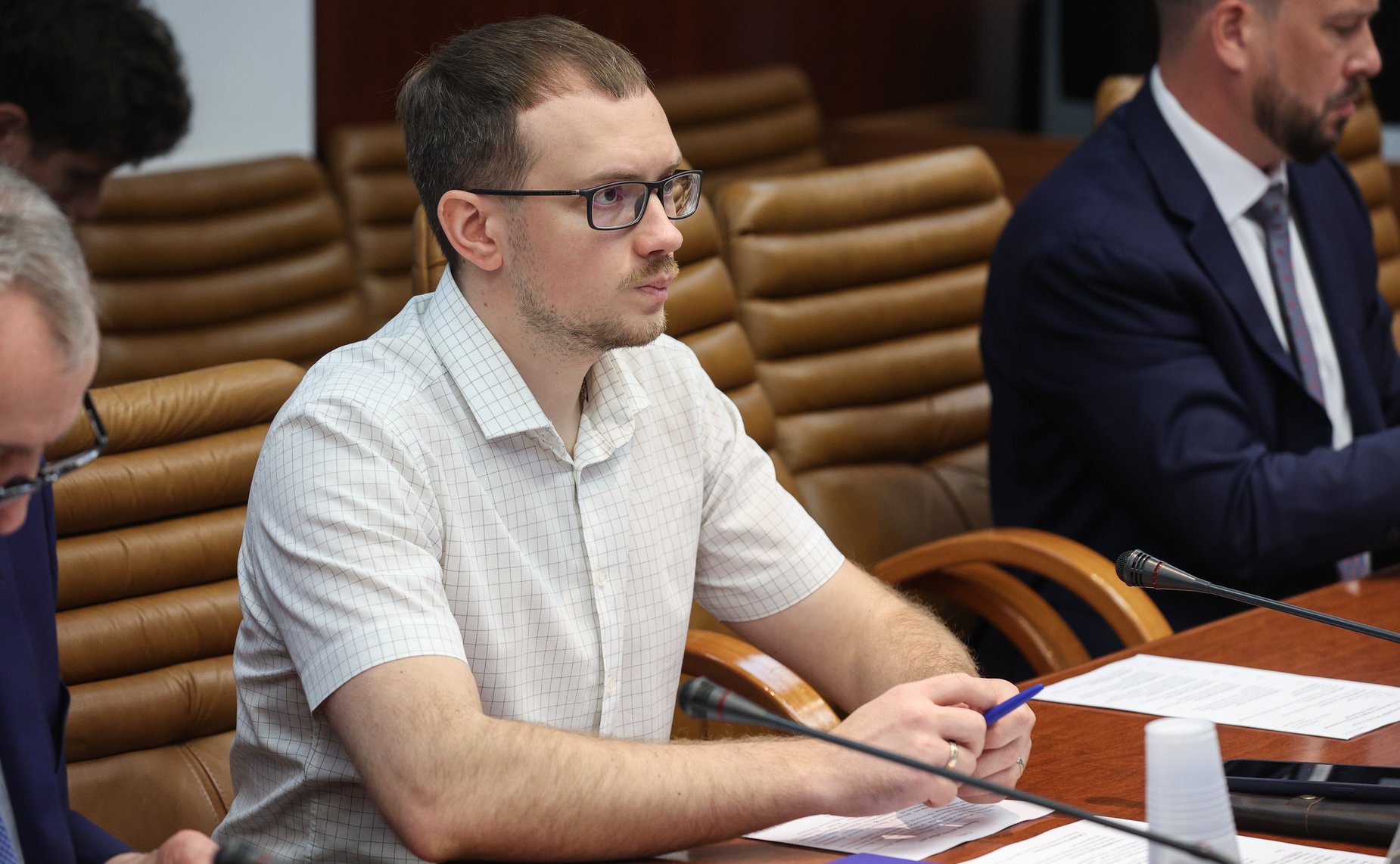 Круглый стол Комитета СФ по экономической политике совместно с Комитетом СФ по социальной политике «О мерах государственной поддержки производства медицинской техники и оборудования»