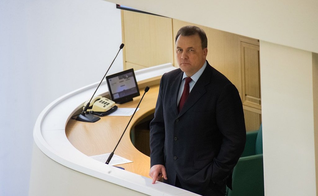 Артур Муравьев