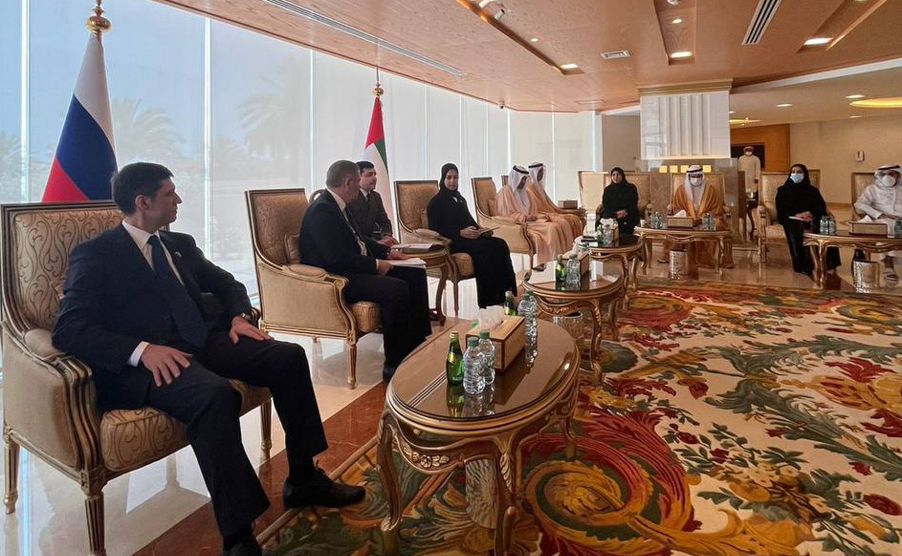 Встреча сенаторов РФ — членов группы по сотрудничеству Совета Федерации с Федеральным национальным советом ОАЭ с членами группы дружбы «ОАЭ-Россия» Федерального национального совета во главе с депутатом Сарой Фалакназ