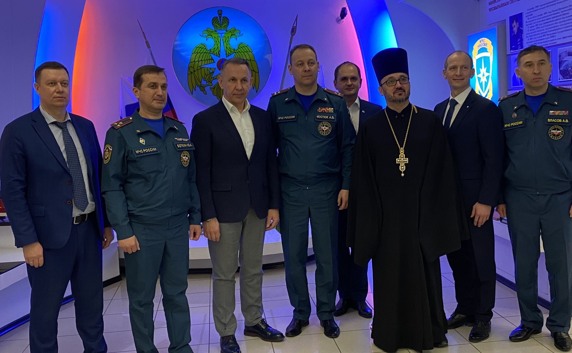 Олег Алексеев поздравил с профессиональным праздником спасателей Саратовской области