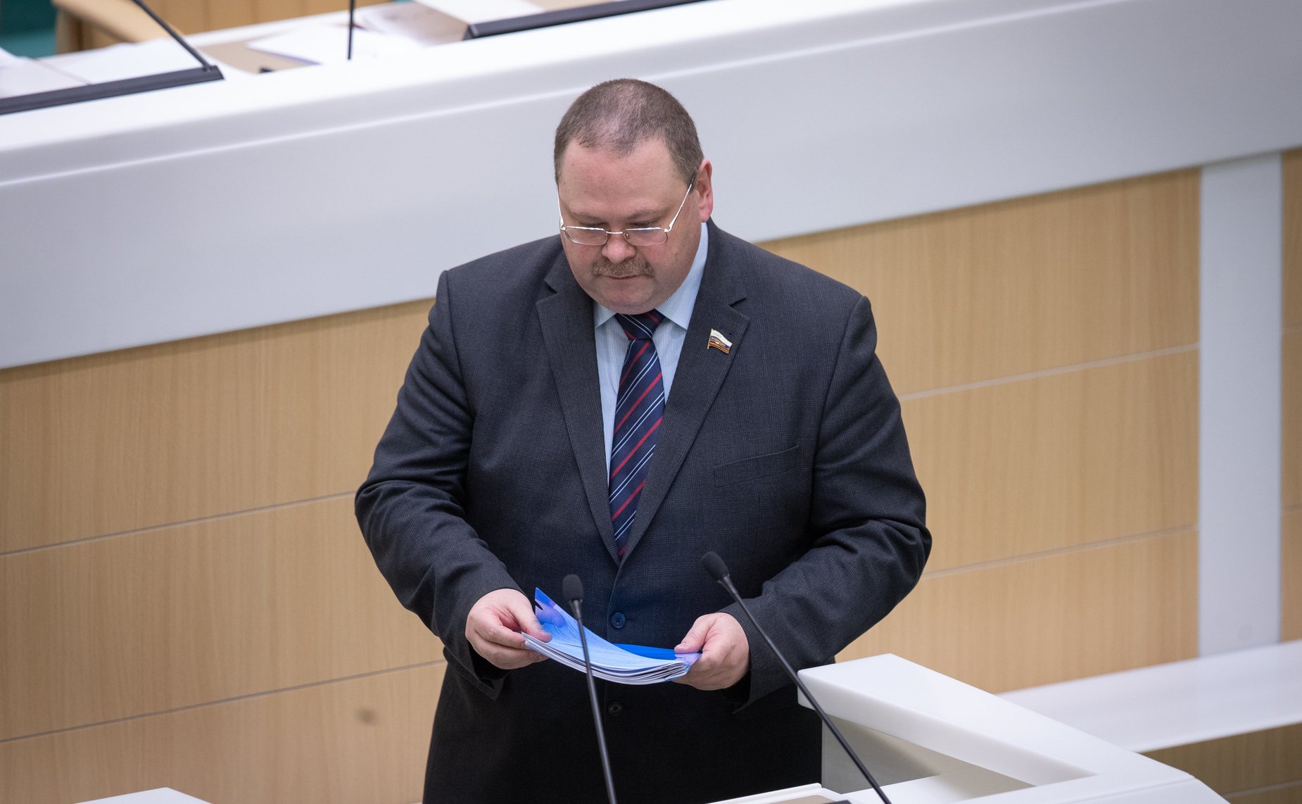 Олег Мельниченко