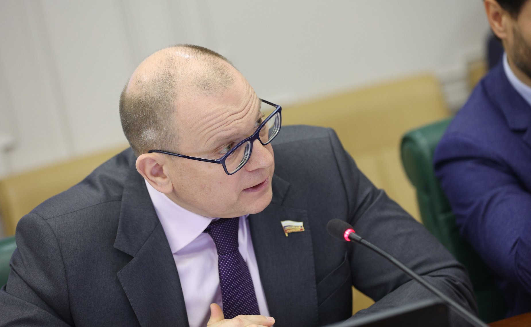 Константин Долгов