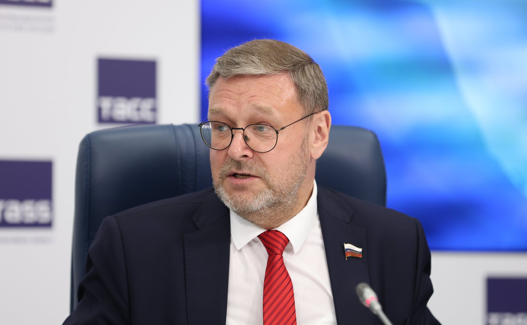 Константин Косачев