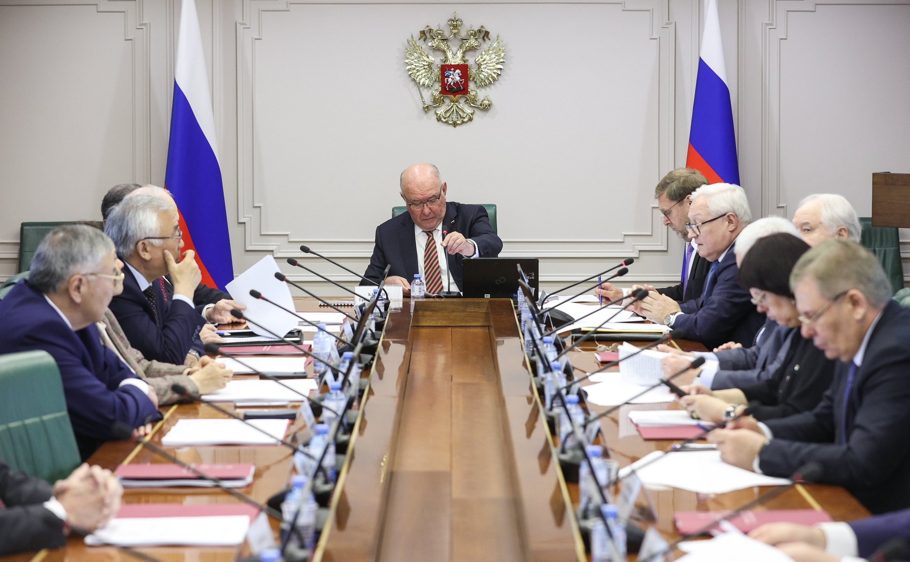 Заседание Комитета СФ по международным делам