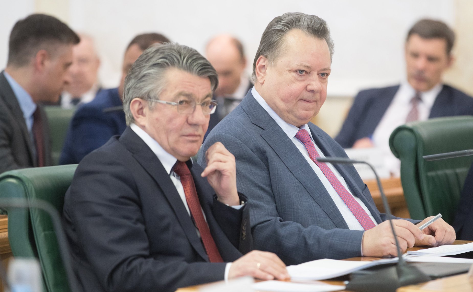 Б. Невзоров